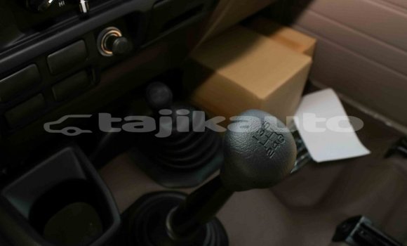 Buy Import Toyota Land Cruiser Beige Car in Import - Dubai in Dushanbe Buy Import Toyota Land Cruiser Beige Car in Import - Dubai in Dushanbe