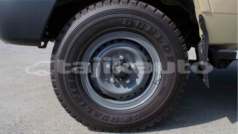 Big with watermark toyota land cruiser dushanbe import dubai 2722