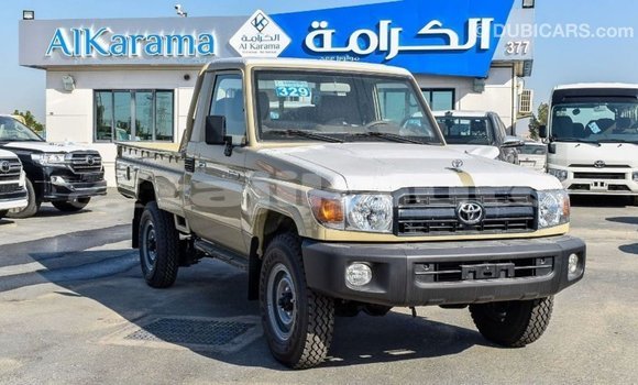 Buy Import Toyota Land Cruiser Beige Car in Import - Dubai in Dushanbe Buy Import Toyota Land Cruiser Beige Car in Import - Dubai in Dushanbe