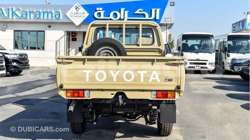Big with watermark toyota land cruiser dushanbe import dubai 2725