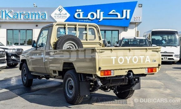 Buy Import Toyota Land Cruiser Beige Car in Import - Dubai in Dushanbe Buy Import Toyota Land Cruiser Beige Car in Import - Dubai in Dushanbe