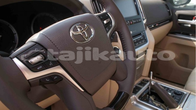 Big with watermark toyota land cruiser dushanbe import dubai 2727