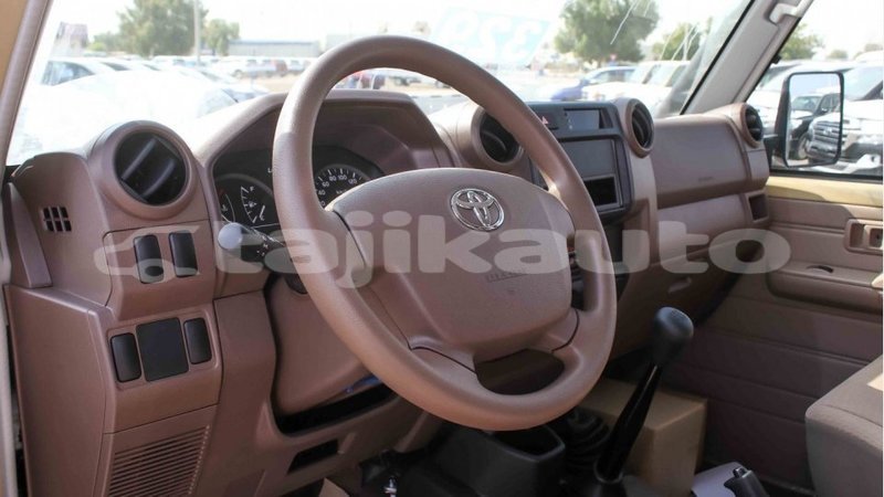 Big with watermark toyota land cruiser dushanbe import dubai 2732