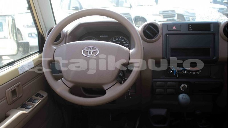 Big with watermark toyota land cruiser dushanbe import dubai 2732
