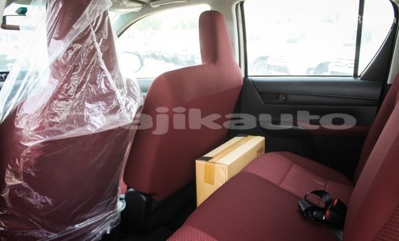 Buy Import Toyota Hilux White Car in Import - Dubai in Dushanbe Buy Import Toyota Hilux White Car in Import - Dubai in Dushanbe