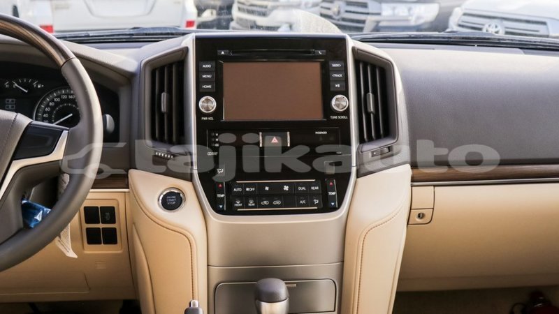 Big with watermark toyota land cruiser dushanbe import dubai 2735