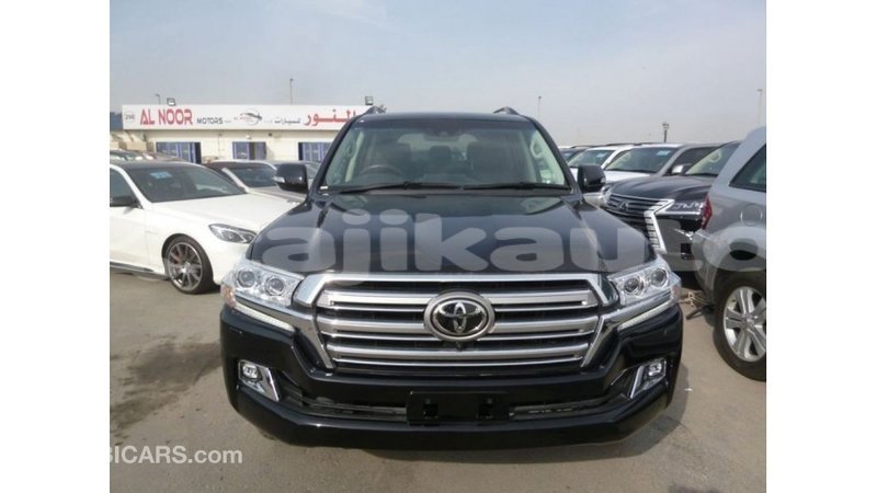Big with watermark toyota land cruiser dushanbe import dubai 2743