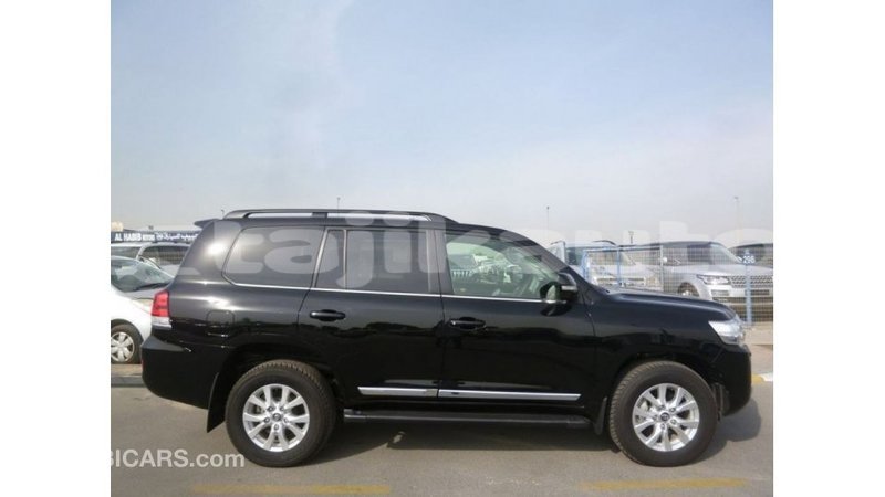 Big with watermark toyota land cruiser dushanbe import dubai 2743