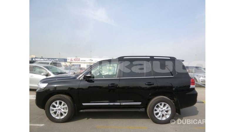 Big with watermark toyota land cruiser dushanbe import dubai 2743