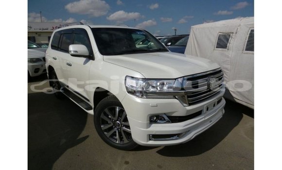 Buy Import Toyota Land Cruiser White Car in Import - Dubai in Dushanbe Buy Import Toyota Land Cruiser White Car in Import - Dubai in Dushanbe