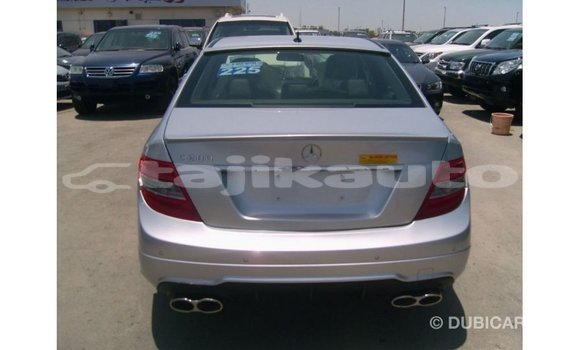 Buy Import Mercedes-Benz 190 Other Car in Import - Dubai in Dushanbe Buy Import Mercedes-Benz 190 Other Car in Import - Dubai in Dushanbe
