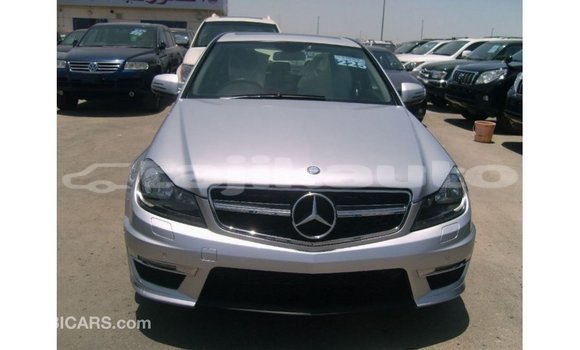 Buy Import Mercedes-Benz 190 Other Car in Import - Dubai in Dushanbe Buy Import Mercedes-Benz 190 Other Car in Import - Dubai in Dushanbe
