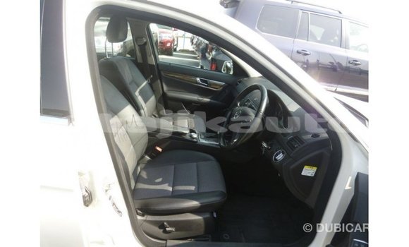 Buy Import Mercedes-Benz 200 White Car in Import - Dubai in Dushanbe Buy Import Mercedes-Benz 200 White Car in Import - Dubai in Dushanbe