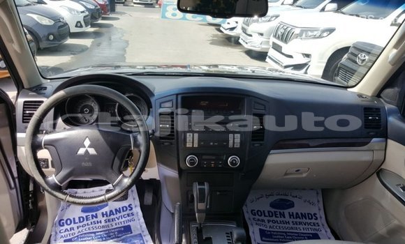 Buy Import Mitsubishi Pajero Brown Car in Import - Dubai in Dushanbe Buy Import Mitsubishi Pajero Brown Car in Import - Dubai in Dushanbe