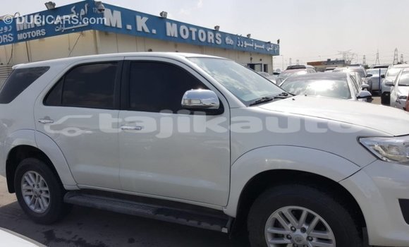Buy Import Toyota Fortuner White Car in Import - Dubai in Dushanbe Buy Import Toyota Fortuner White Car in Import - Dubai in Dushanbe