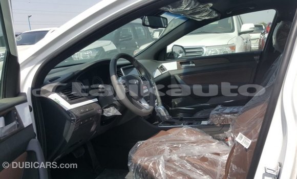 Buy Import Hyundai Sonata White Car in Import - Dubai in Dushanbe Buy Import Hyundai Sonata White Car in Import - Dubai in Dushanbe