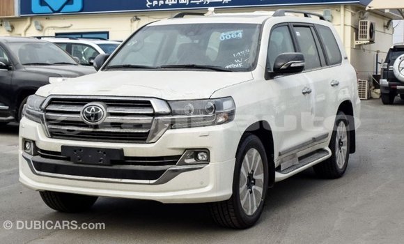 Buy Import Toyota Land Cruiser White Car in Import - Dubai in Dushanbe Buy Import Toyota Land Cruiser White Car in Import - Dubai in Dushanbe