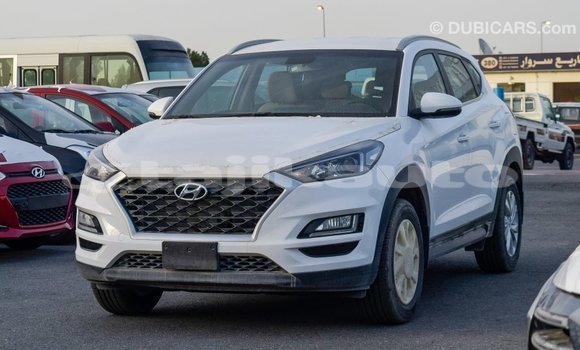 Buy Import Hyundai Tucson White Car in Import - Dubai in Dushanbe Buy Import Hyundai Tucson White Car in Import - Dubai in Dushanbe