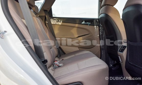 Buy Import Hyundai Tucson White Car in Import - Dubai in Dushanbe Buy Import Hyundai Tucson White Car in Import - Dubai in Dushanbe