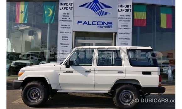 Buy Import Toyota Land Cruiser White Car in Import - Dubai in Dushanbe Buy Import Toyota Land Cruiser White Car in Import - Dubai in Dushanbe