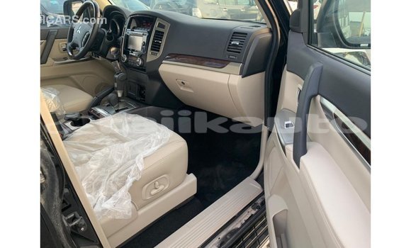 Buy Import Mitsubishi Pajero Black Car in Import - Dubai in Dushanbe Buy Import Mitsubishi Pajero Black Car in Import - Dubai in Dushanbe