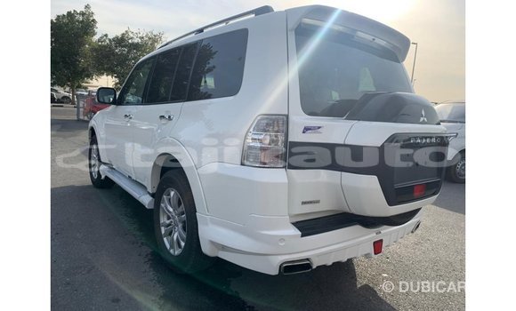 Buy Import Mitsubishi Pajero White Car in Import - Dubai in Dushanbe Buy Import Mitsubishi Pajero White Car in Import - Dubai in Dushanbe