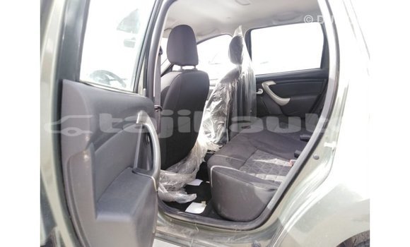 Buy Import Renault Duster Green Car in Import - Dubai in Dushanbe Buy Import Renault Duster Green Car in Import - Dubai in Dushanbe