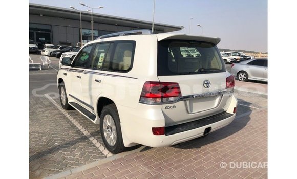 Buy Import Toyota Land Cruiser White Car in Import - Dubai in Dushanbe Buy Import Toyota Land Cruiser White Car in Import - Dubai in Dushanbe