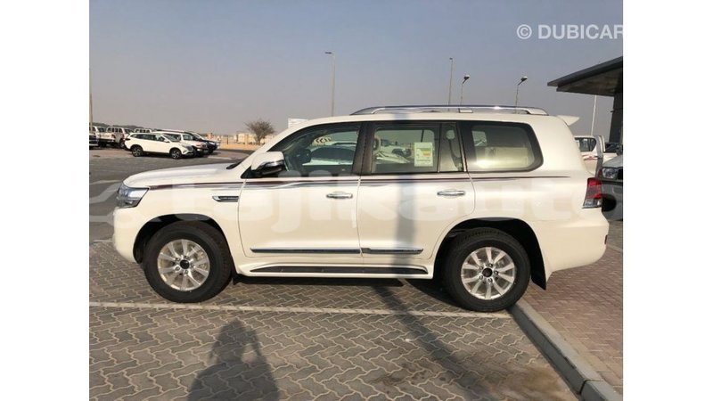 Big with watermark toyota land cruiser dushanbe import dubai 2781