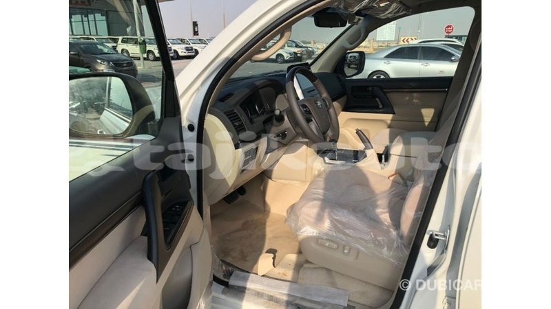 Big with watermark toyota land cruiser dushanbe import dubai 2781