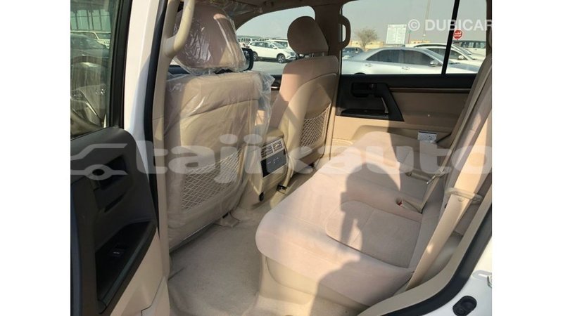 Big with watermark toyota land cruiser dushanbe import dubai 2781