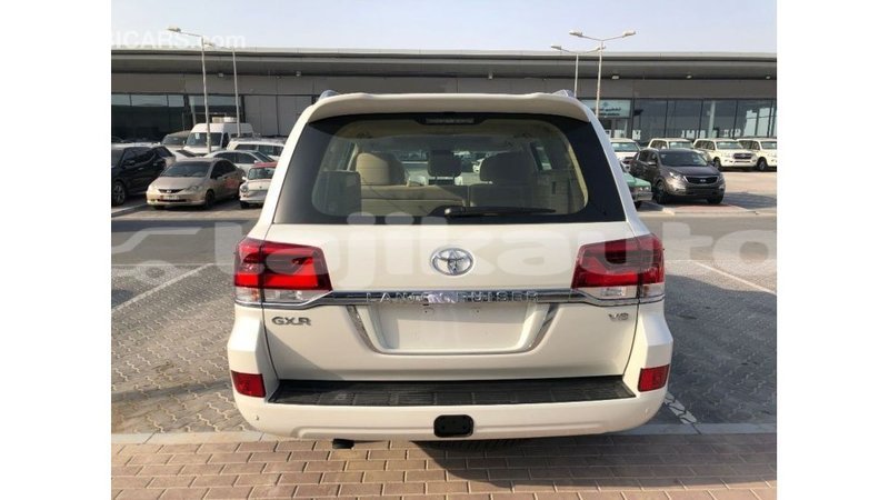 Big with watermark toyota land cruiser dushanbe import dubai 2781