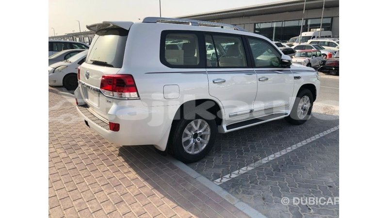 Big with watermark toyota land cruiser dushanbe import dubai 2781