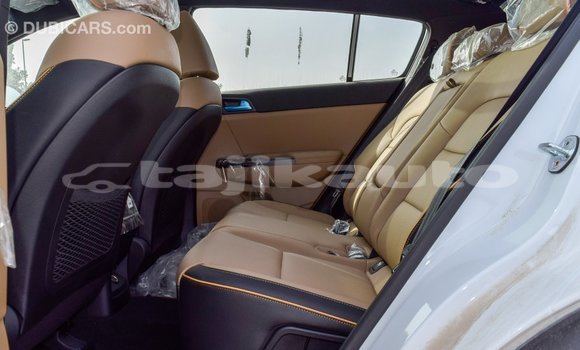 Buy Import Kia Sportage White Car in Import - Dubai in Dushanbe Buy Import Kia Sportage White Car in Import - Dubai in Dushanbe