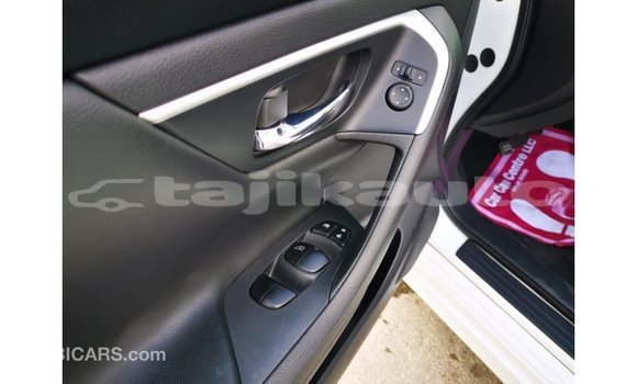 Buy Import Nissan Altima White Car in Import - Dubai in Dushanbe Buy Import Nissan Altima White Car in Import - Dubai in Dushanbe