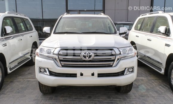 Buy Import Toyota Land Cruiser White Car in Import - Dubai in Dushanbe Buy Import Toyota Land Cruiser White Car in Import - Dubai in Dushanbe