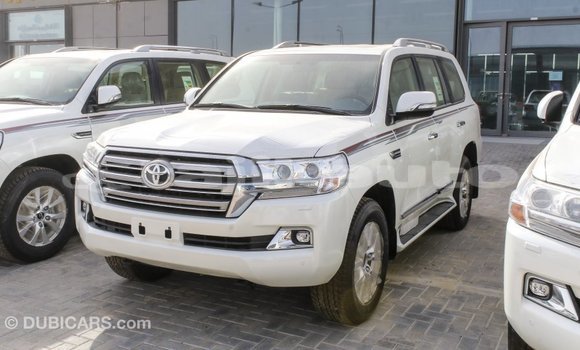 Buy Import Toyota Land Cruiser White Car in Import - Dubai in Dushanbe Buy Import Toyota Land Cruiser White Car in Import - Dubai in Dushanbe