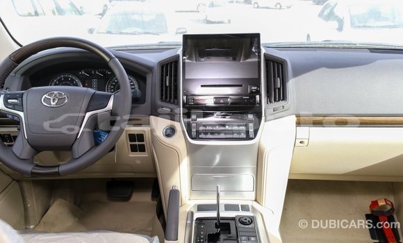 Buy Import Toyota Land Cruiser White Car in Import - Dubai in Dushanbe Buy Import Toyota Land Cruiser White Car in Import - Dubai in Dushanbe