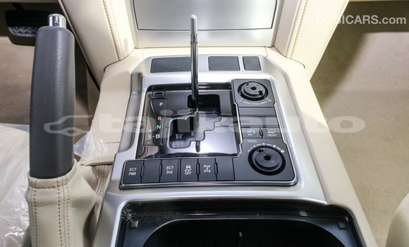 Buy Import Toyota Land Cruiser White Car in Import - Dubai in Dushanbe Buy Import Toyota Land Cruiser White Car in Import - Dubai in Dushanbe