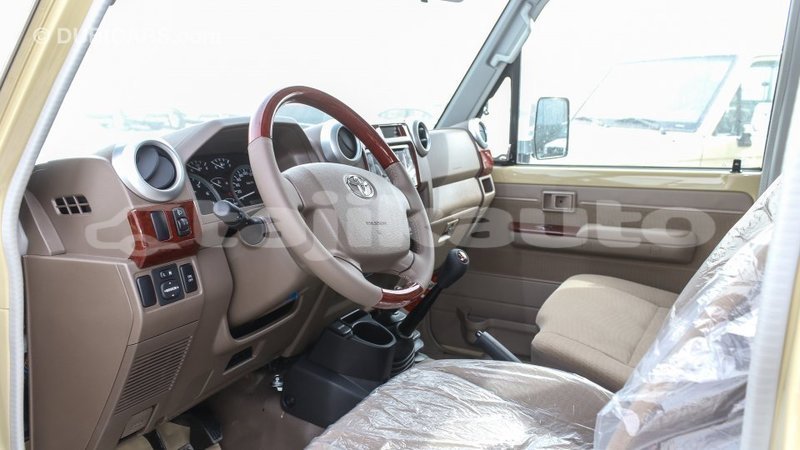 Big with watermark toyota land cruiser dushanbe import dubai 2795