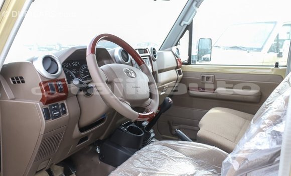Buy Import Toyota Land Cruiser Beige Car in Import - Dubai in Dushanbe Buy Import Toyota Land Cruiser Beige Car in Import - Dubai in Dushanbe