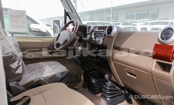 Buy Import Toyota Land Cruiser Beige Car in Import - Dubai in Dushanbe Buy Import Toyota Land Cruiser Beige Car in Import - Dubai in Dushanbe