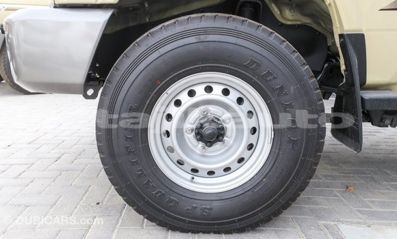 Buy Import Toyota Land Cruiser Beige Car in Import - Dubai in Dushanbe Buy Import Toyota Land Cruiser Beige Car in Import - Dubai in Dushanbe