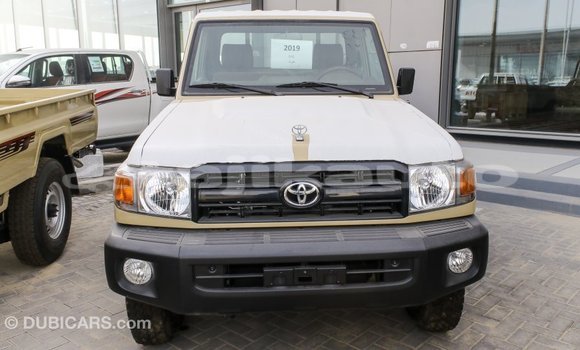 Buy Import Toyota Land Cruiser Beige Car in Import - Dubai in Dushanbe Buy Import Toyota Land Cruiser Beige Car in Import - Dubai in Dushanbe
