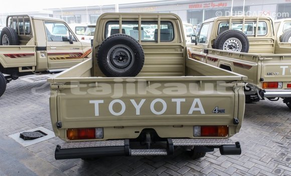 Buy Import Toyota Land Cruiser Beige Car in Import - Dubai in Dushanbe Buy Import Toyota Land Cruiser Beige Car in Import - Dubai in Dushanbe