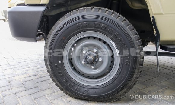Buy Import Toyota Land Cruiser Beige Car in Import - Dubai in Dushanbe Buy Import Toyota Land Cruiser Beige Car in Import - Dubai in Dushanbe