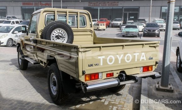 Buy Import Toyota Land Cruiser Beige Car in Import - Dubai in Dushanbe Buy Import Toyota Land Cruiser Beige Car in Import - Dubai in Dushanbe