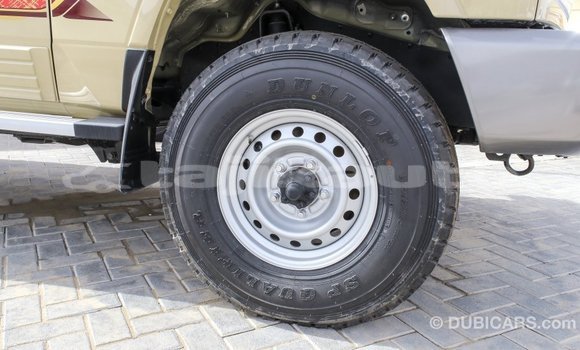 Buy Import Toyota Land Cruiser Beige Car in Import - Dubai in Dushanbe Buy Import Toyota Land Cruiser Beige Car in Import - Dubai in Dushanbe