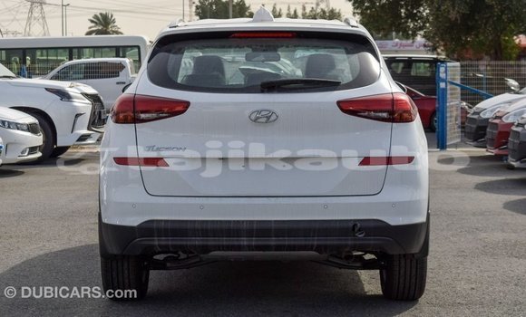 Buy Import Hyundai Tucson White Car in Import - Dubai in Dushanbe Buy Import Hyundai Tucson White Car in Import - Dubai in Dushanbe
