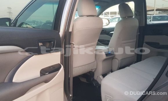 Buy Import Toyota Highlander Other Car in Import - Dubai in Dushanbe Buy Import Toyota Highlander Other Car in Import - Dubai in Dushanbe